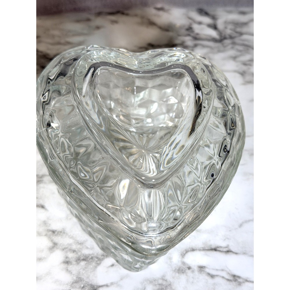 Homco Glass Heart Candy /Trinket Dish with Lid Diamond Pattern 4Tx5Lx4W (A3192)